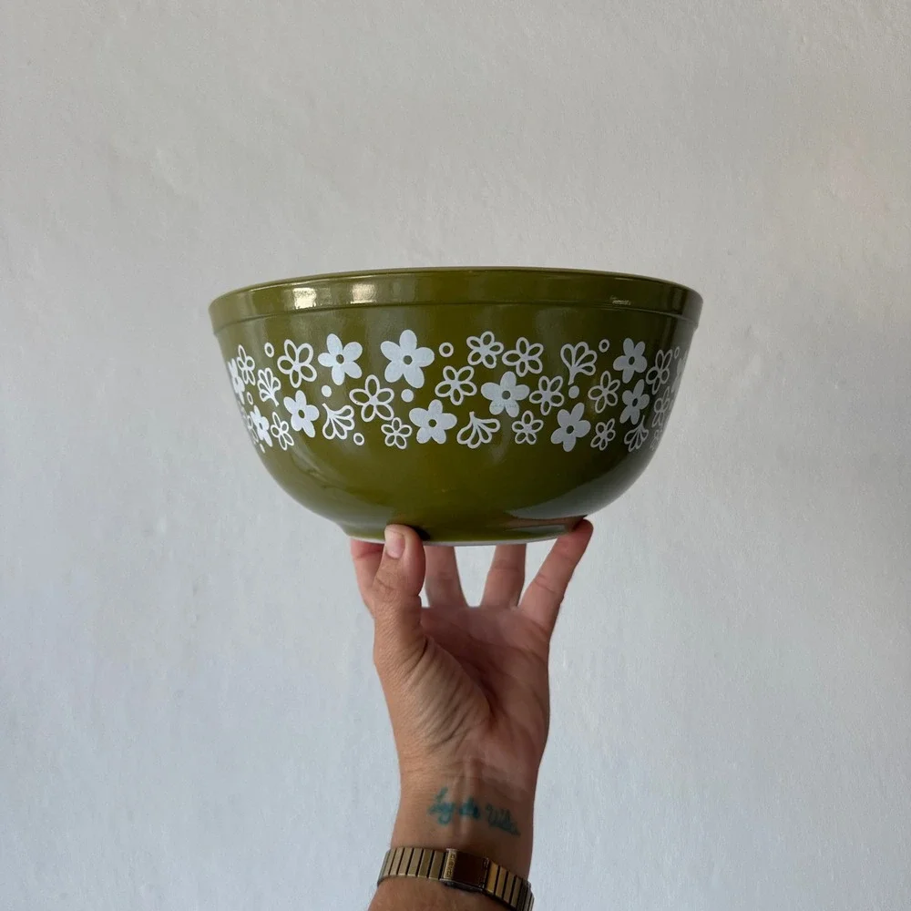 2pc Vintage Pyrex Spring Blossom Green Crazy Daisy Mixing Bowls 401 403 Set